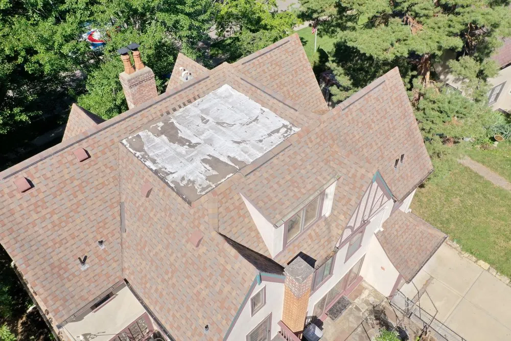 Slide of Robinson Roofing Kc