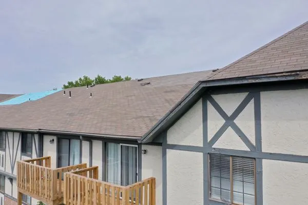 Robinson Roofing Kc Logo