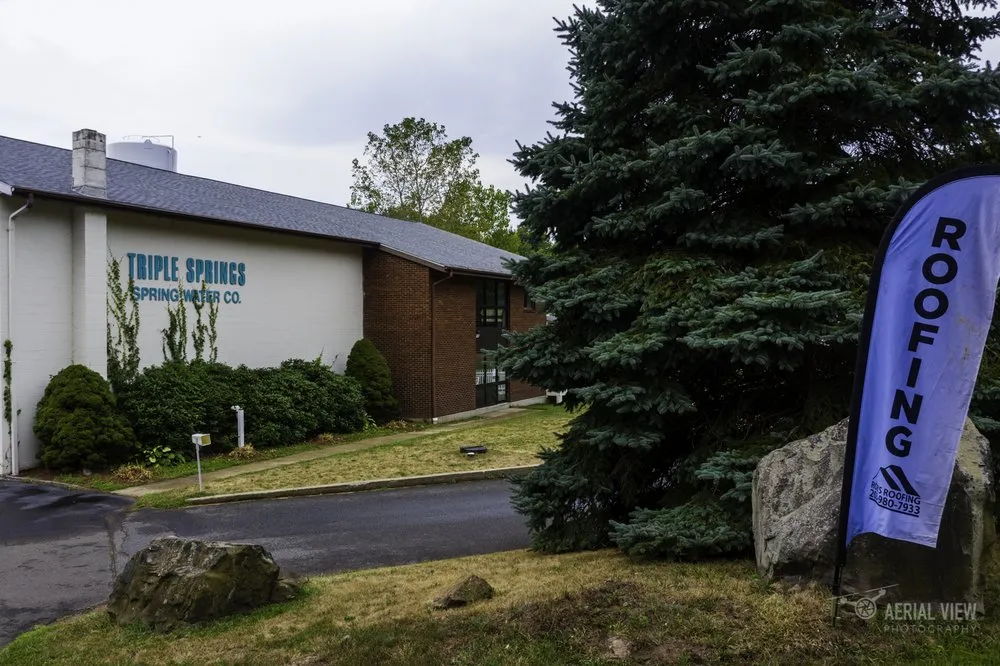 Slide of Rob's Roofing