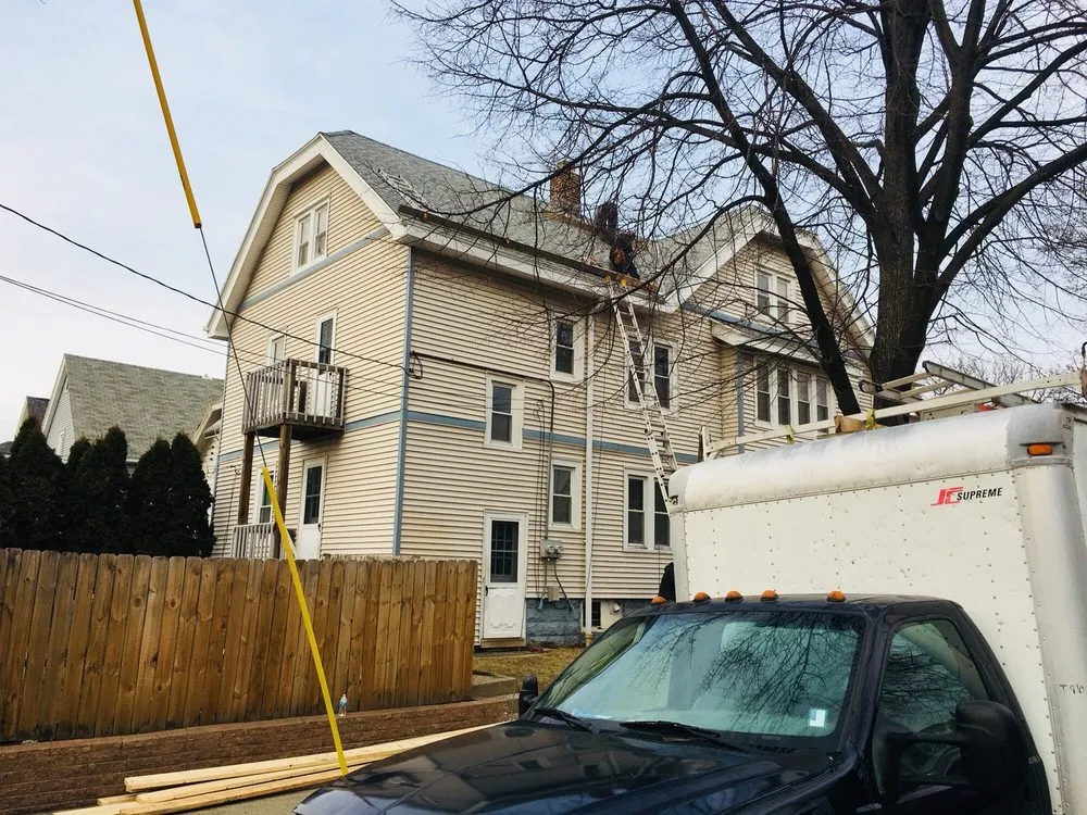 Slide of Rob's Roofing