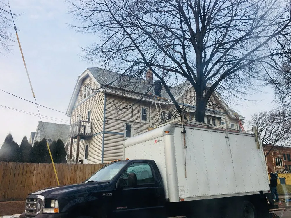 Slide of Rob's Roofing