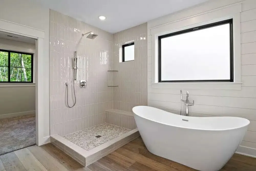 Slide of Roc Builders