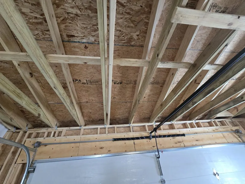 Slide of Roca Construction