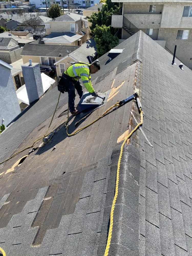 Slide of Roca Roofing