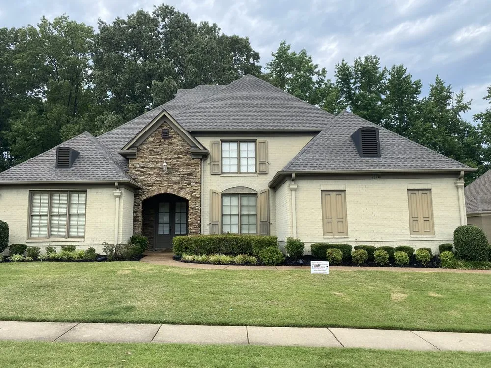 Slide of Rocha Roofing and Home Improvements