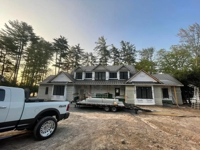 Local roof leak repair in Lake Ariel, PA by Roche & Company