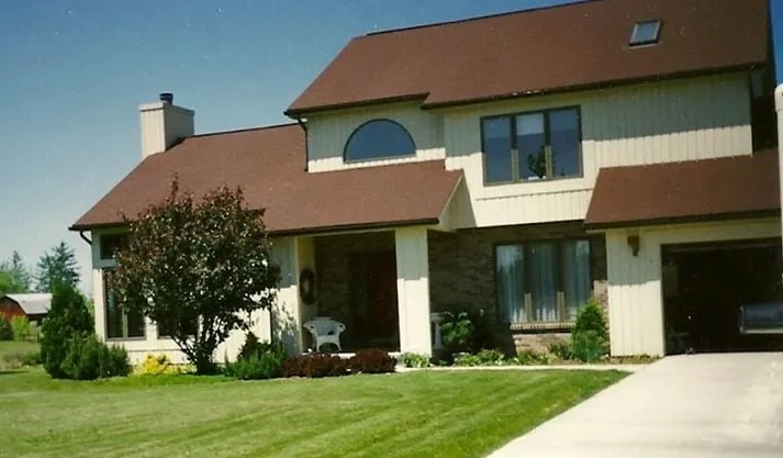 Slide of Rochester Custom Exteriors