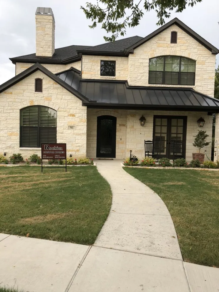 Slide of Rochier Contracting