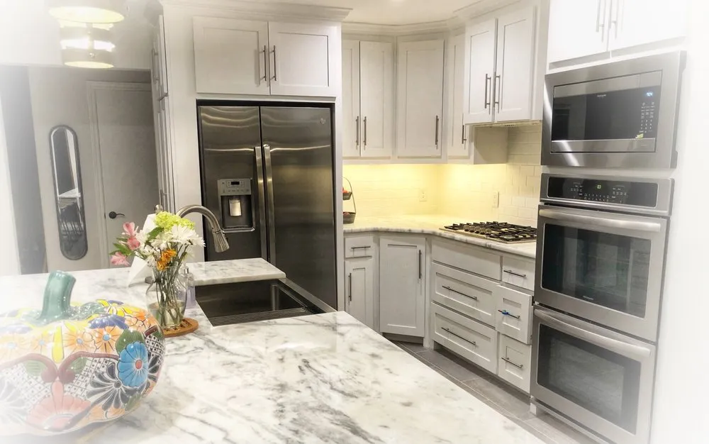 Slide of Rochier Contracting