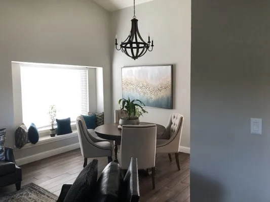 Rochier Contracting Logo