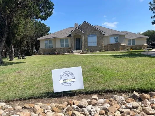 Rock Central Roofing Logo