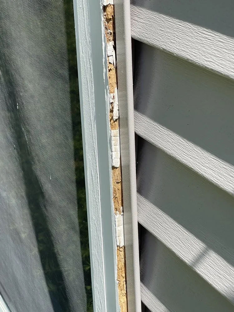 Slide of Rockford Siding and Windows