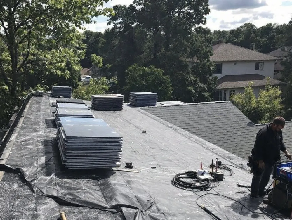 Slide of Rocks Roofs