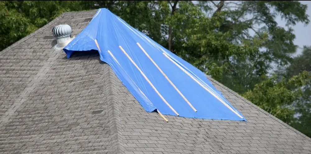 Slide of Rocks Roofs