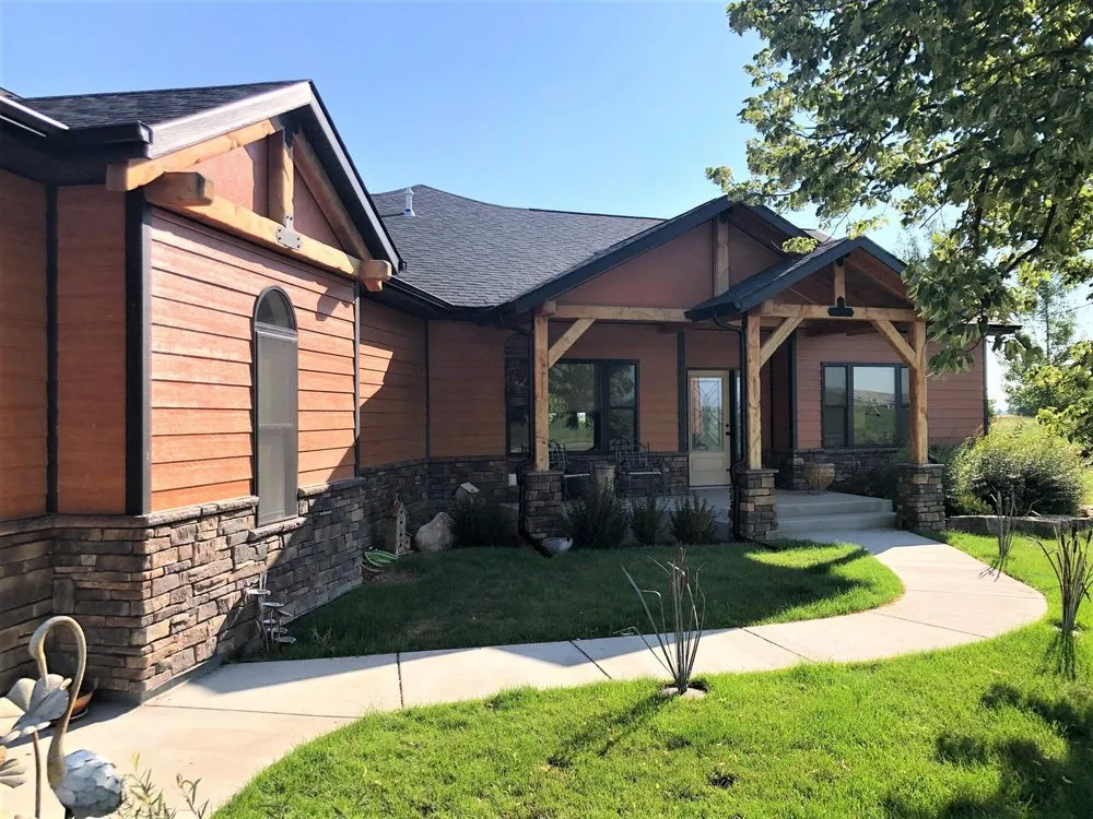 Reliable residential roofing service in Huntley, MT - Rocky Mountain Seamless Rain Gutters & Roofing