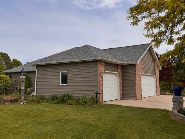 Top-rated metal roofing installation in Edon, OH by Rocky Roofing And Remodeling