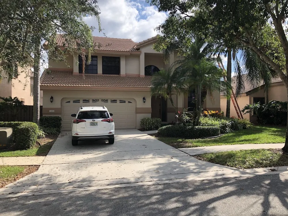 Slide of Rocky's Roofing