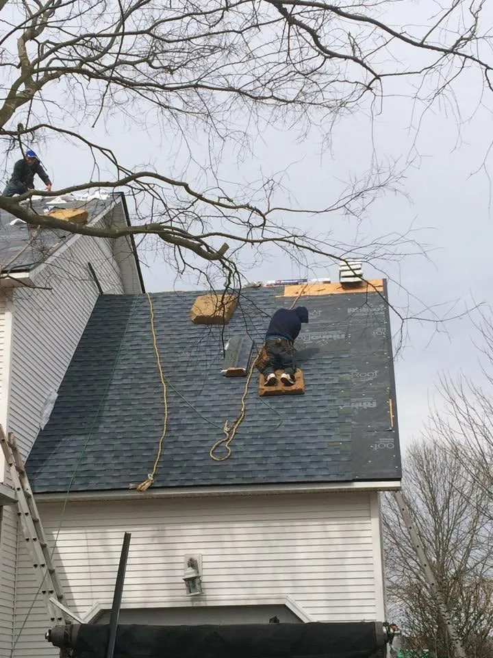 Slide of Rodas Construction