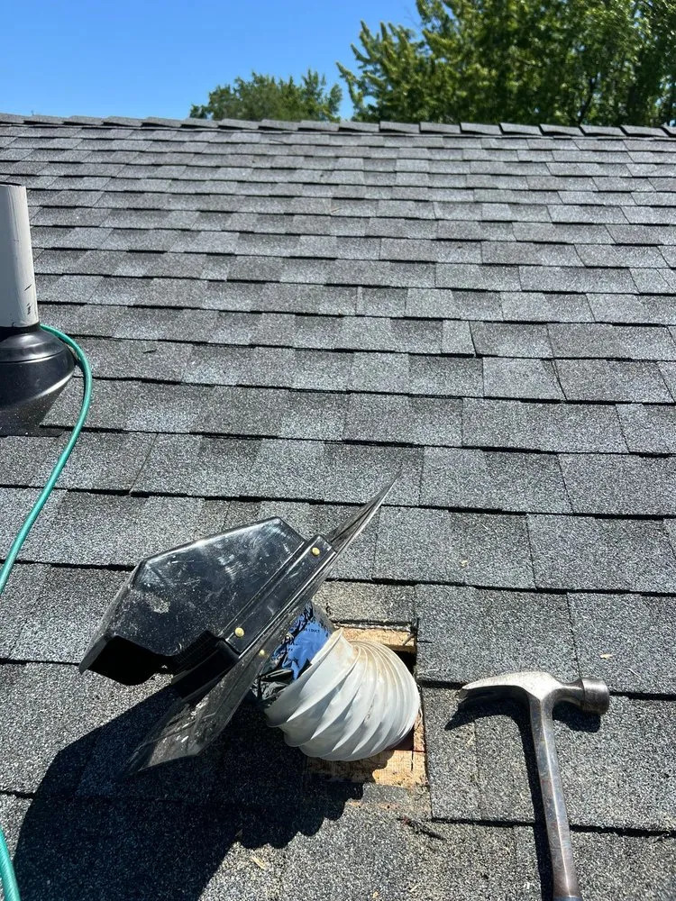 Slide of Rodas Roofing and Construction