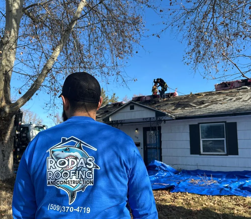 Slide of Rodas Roofing and Construction