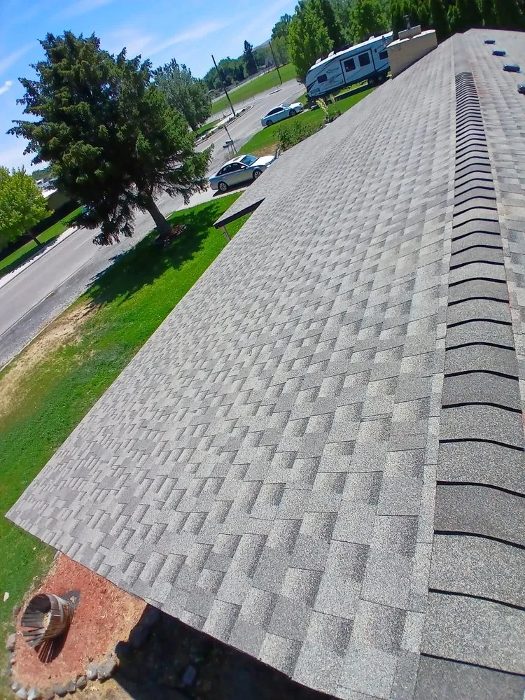 Slide of Rodas Roofing and Construction