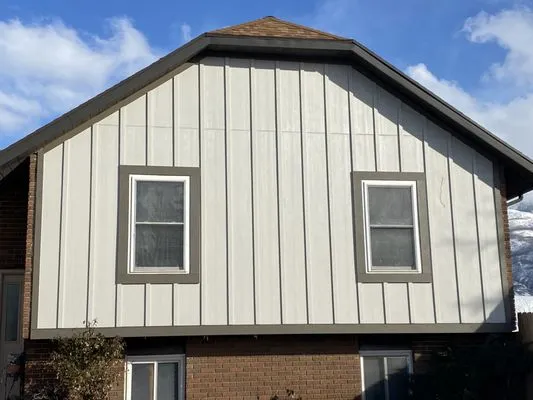 Rodriguez Construction Logo