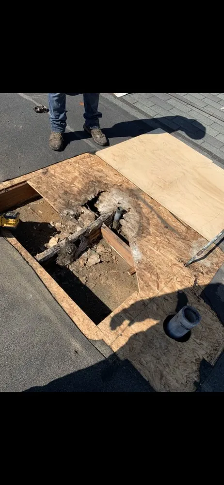 Slide of Rodriguez Roofing and Solar