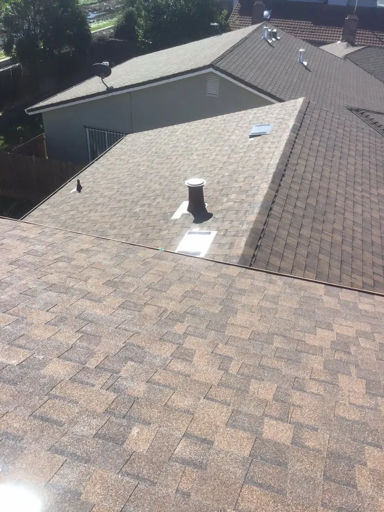 Slide of Rodriguez Roofing Pros