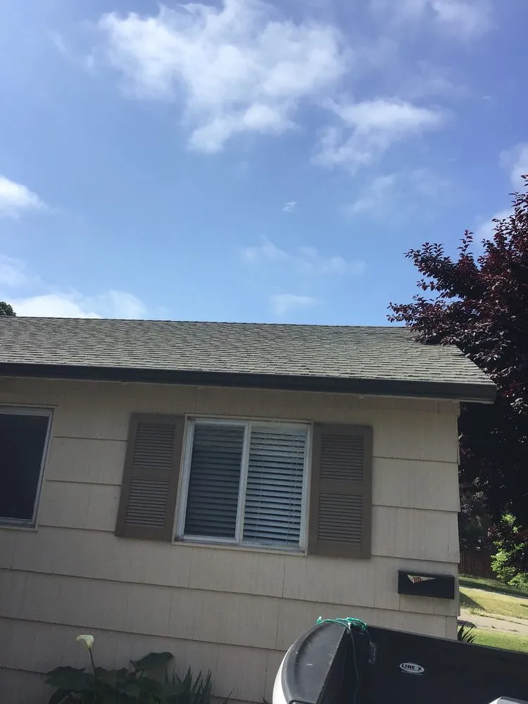 Slide of Rodriguez Roofing