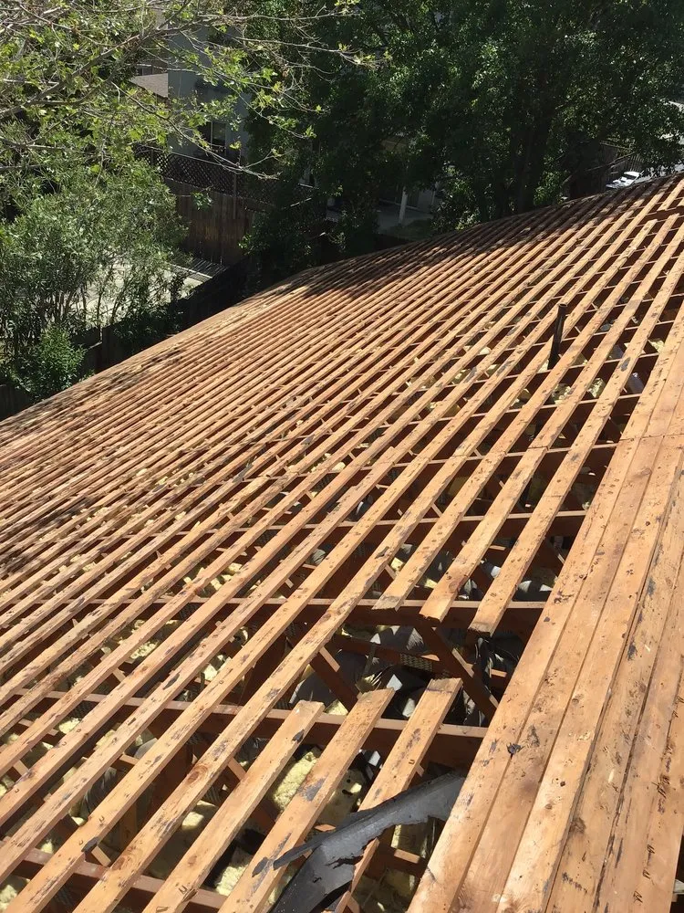 Slide of Rodriguez Roofing