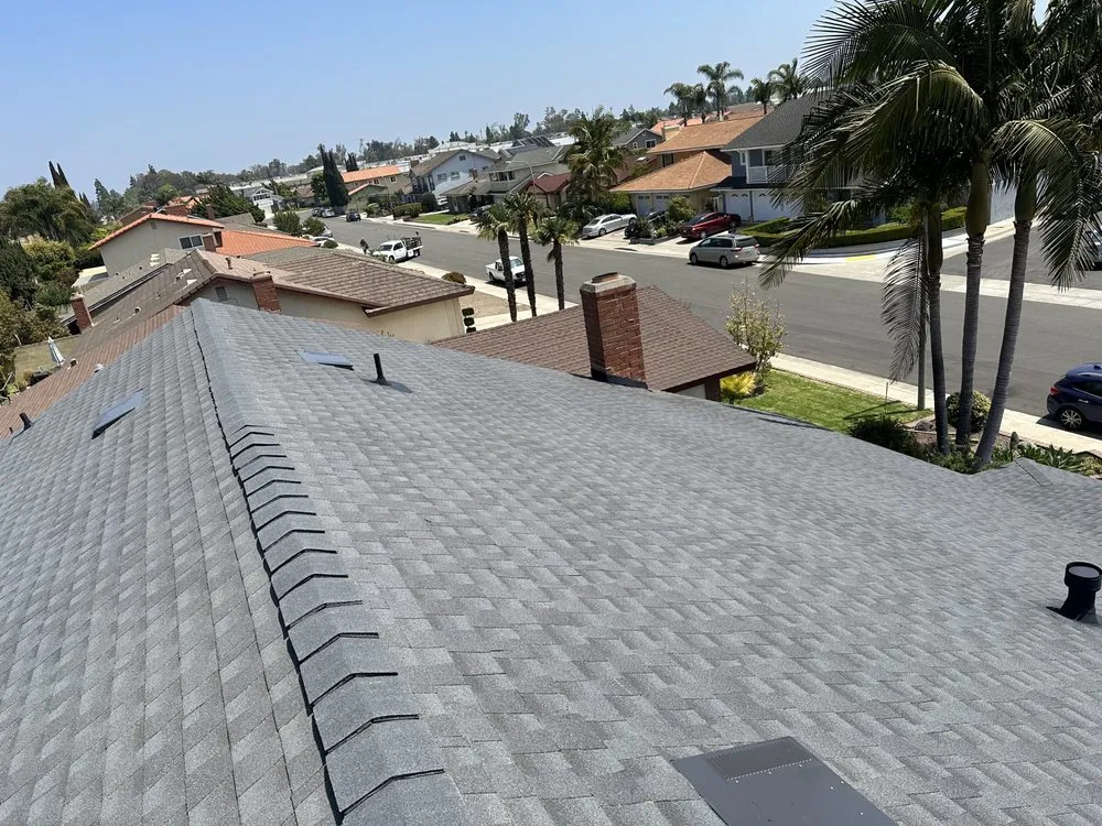 Slide of Rod's Roofing