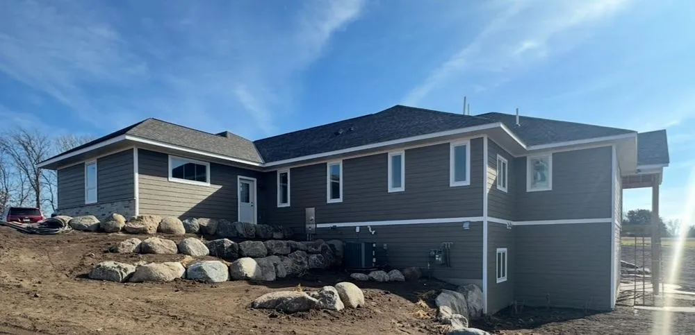 Slide of Roen Roofing and Remodeling