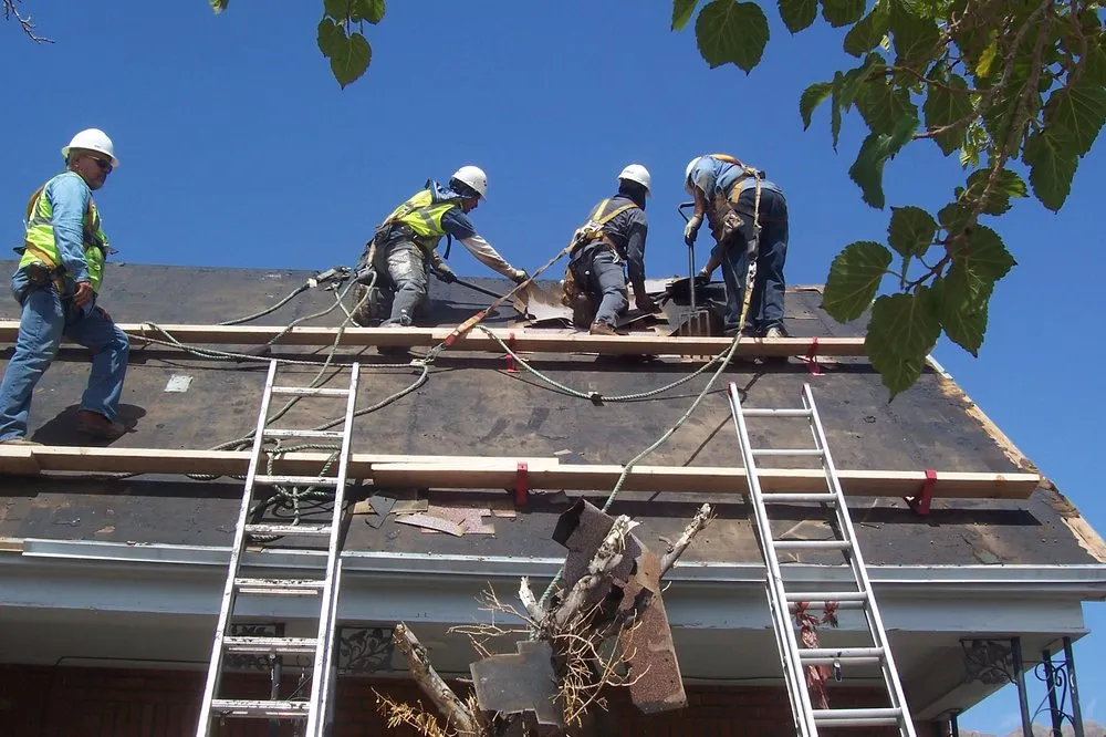 Slide of Roger Romero Roofing