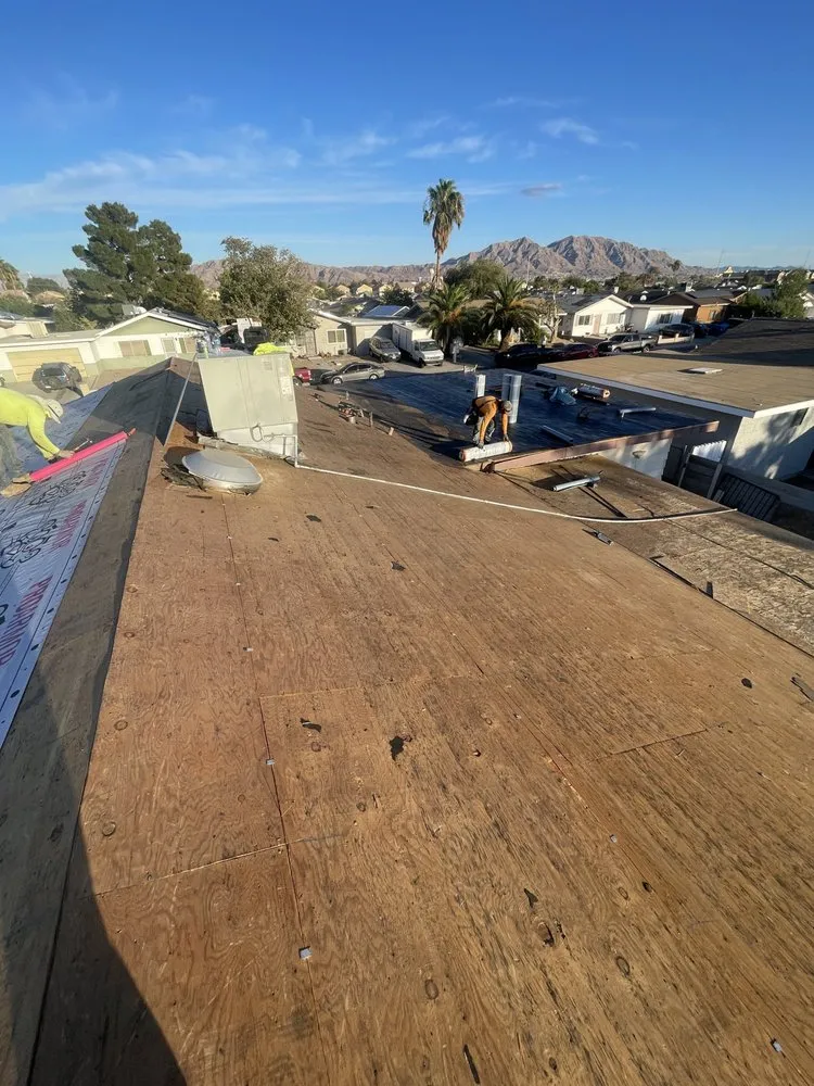 Slide of Rojas Roofing