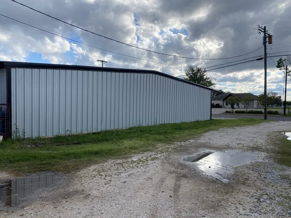 Slide of Rojo’s Custom Painting