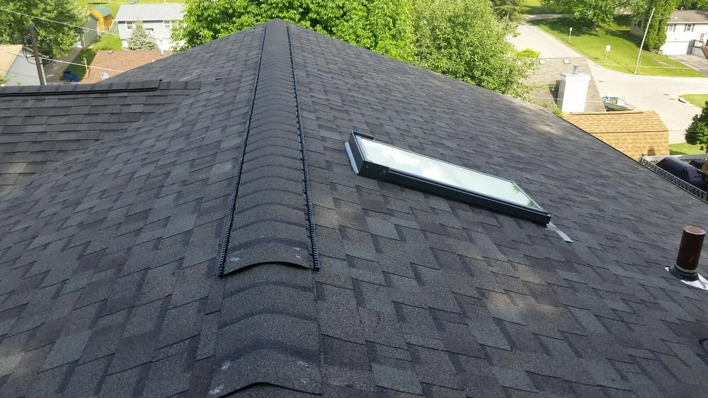 Slide of Rolando Palma Roofing and Siding