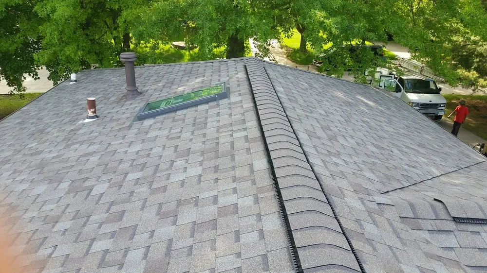 Slide of Rolando Palma Roofing and Siding