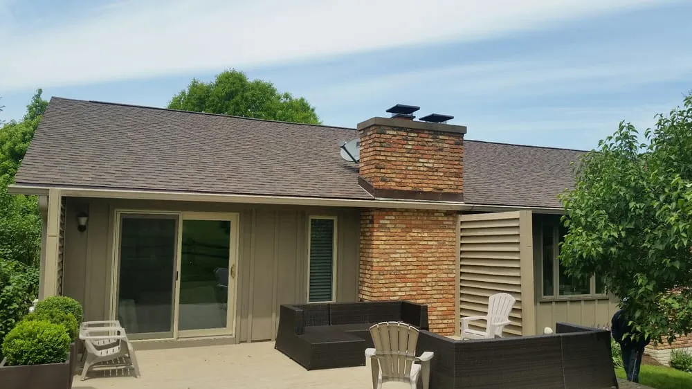 Slide of Rolando Palma Roofing and Siding