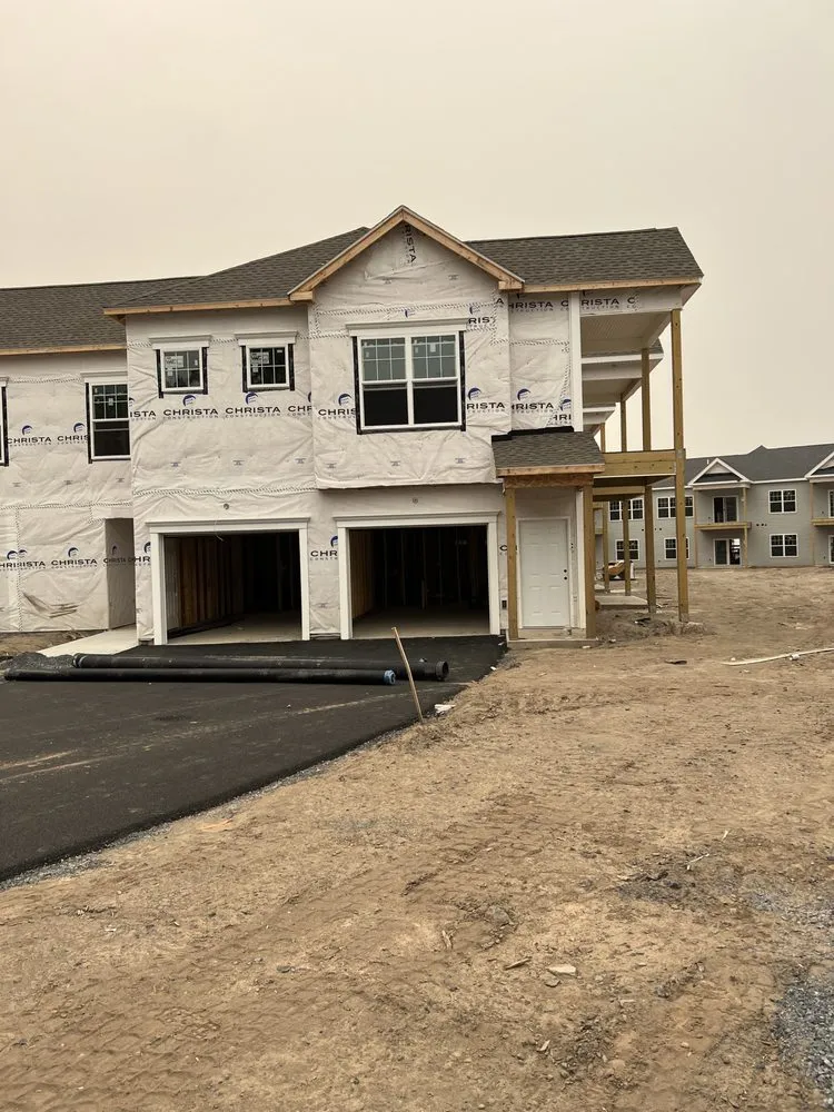 Slide of Rolando’s Construction And Repair Company