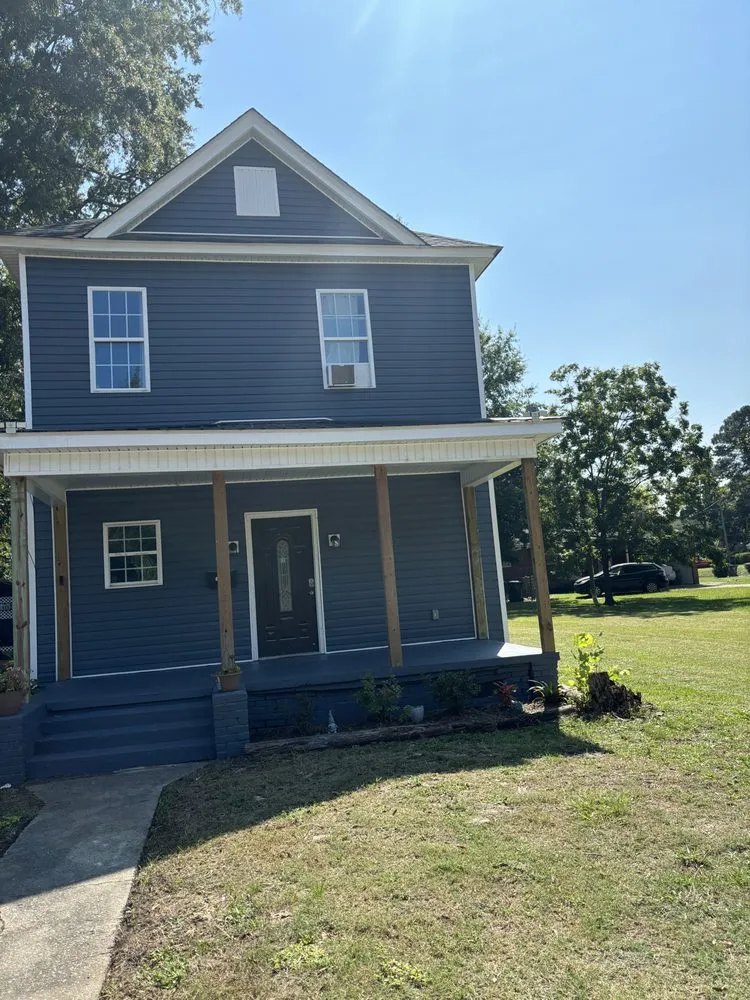 Slide of Rolas Roofing & Construction