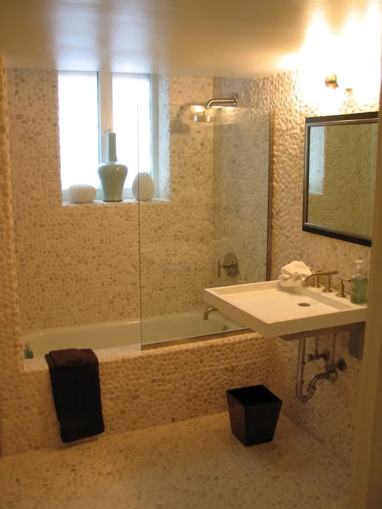 Slide of Rollin Contracting