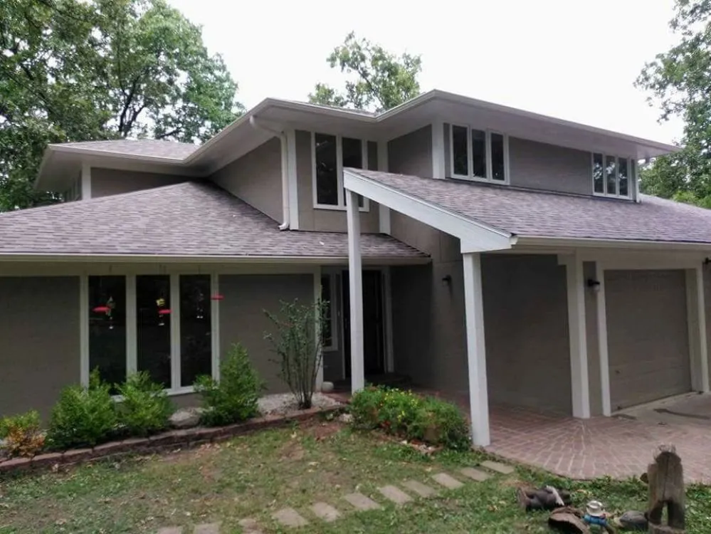 Reliable metal roofing installation experts serving Edwards, MO - Rolling Perfection