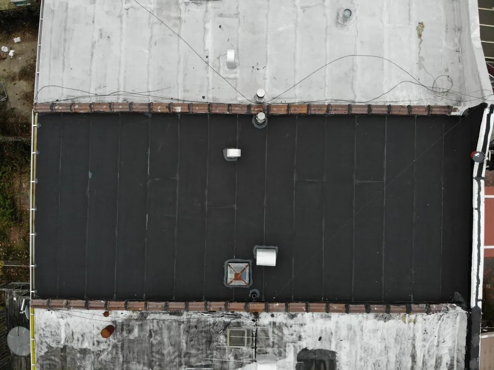 Slide of Roman Roofing