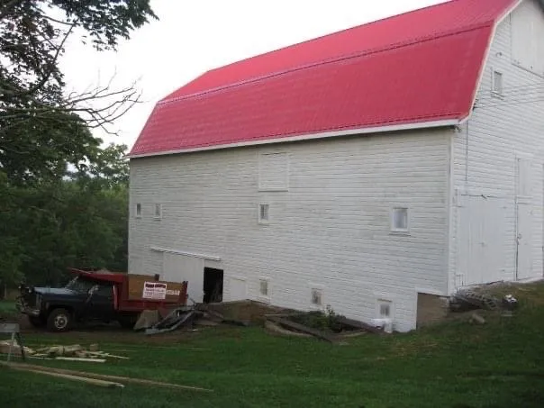 Top-rated shingle roofing service for fast service across Carmichaels, PA - Romanakis Construction