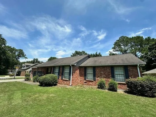 Romans Construction Logo