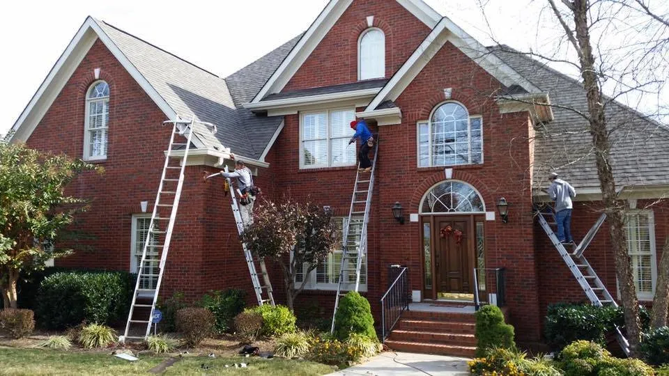 Slide of Romero Roofing and Services