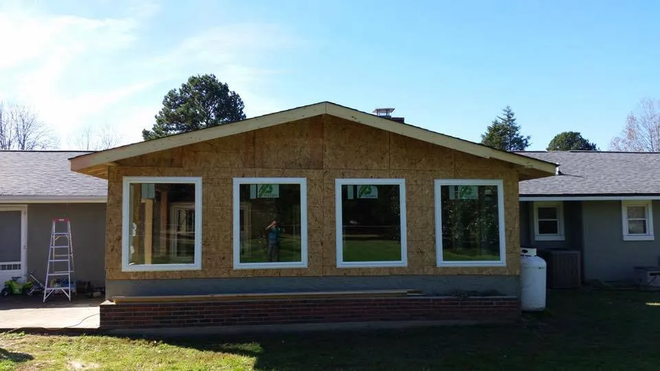 Slide of Romero Roofing and Services