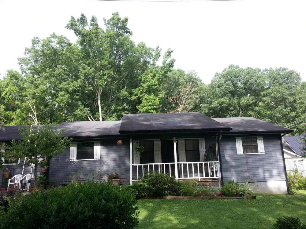 Slide of Romero Roofing and Services