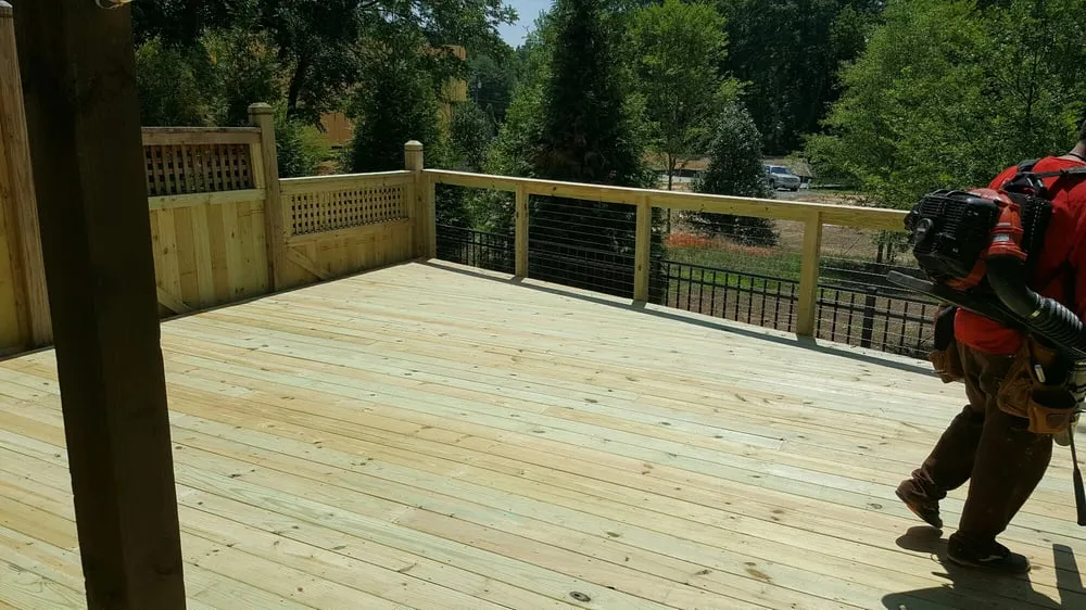 Slide of Romeros Quality Construction