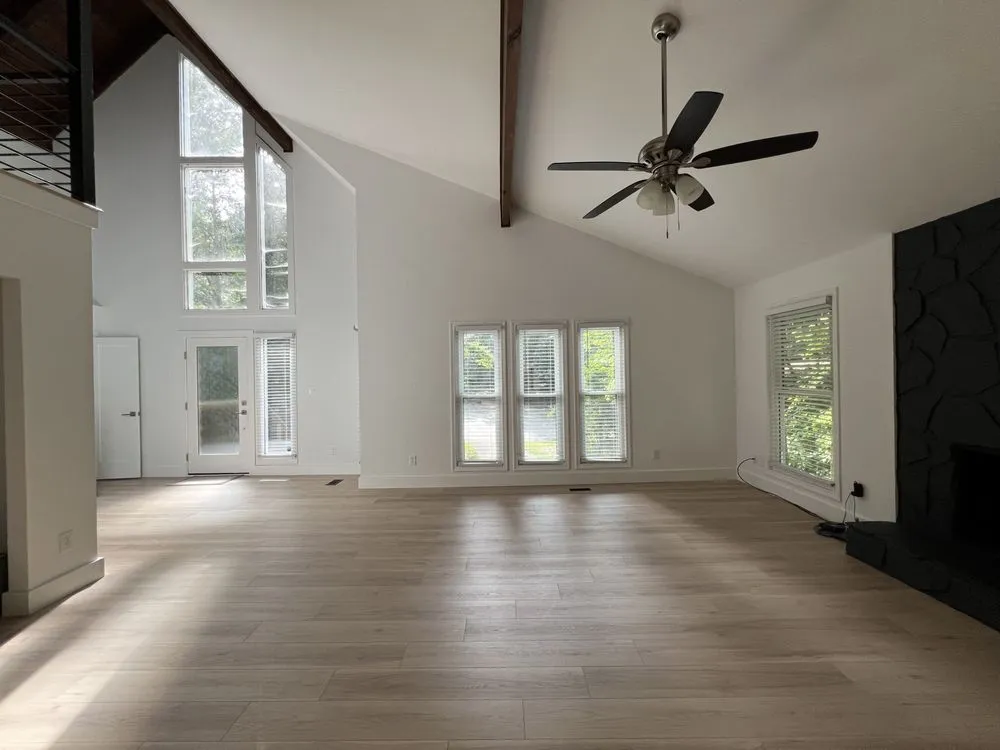 Slide of Romeros Quality Construction